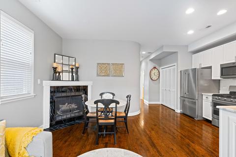 2343 N Leavitt St #2, Chicago, IL 60647 photo 4