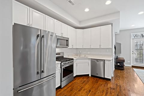 2343 N Leavitt St #2, Chicago, IL 60647 photo 6