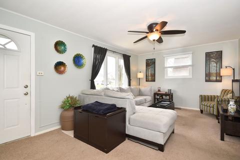 2107 South St, Rolling Meadows, IL 60008 photo 3