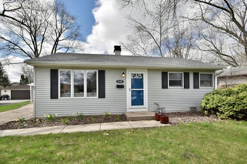 2107 South St, Rolling Meadows, IL 60008 photo 1