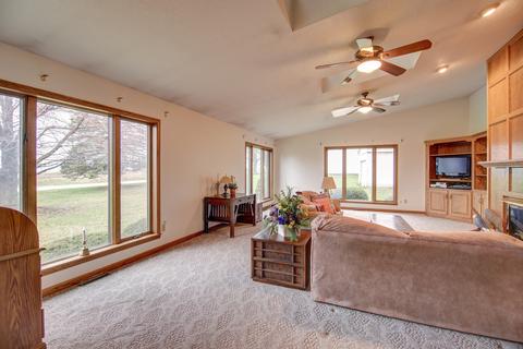 13564 Damen Rd, Morrison, IL 61270 photo 3