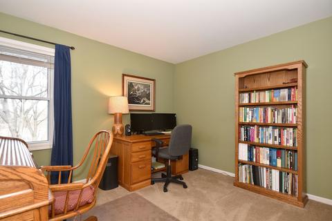 2770 Colonial Dr, Elgin, IL 60124 photo 28