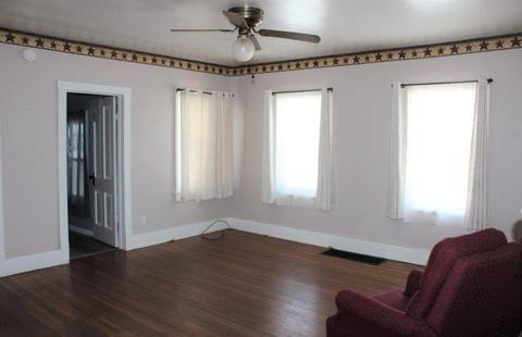 315 E Main St, Morrison, IL 61270 photo 12
