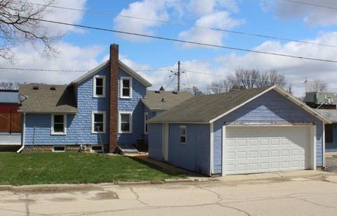 315 E Main St, Morrison, IL 61270 photo 2