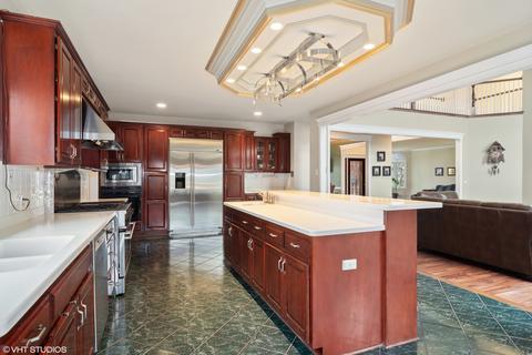 2539 Sutton Ln, Aurora, IL 60502 photo 5