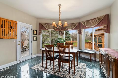 2539 Sutton Ln, Aurora, IL 60502 photo 8