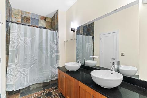 207 E 31st St #5A, Chicago, IL 60616 photo 10
