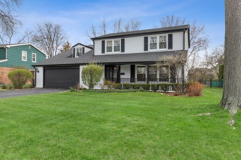 3718 Maple Leaf Dr, Glenview, IL 60026 photo 1