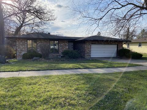 917 Royal Dr, Mchenry, IL 60050 photo 1