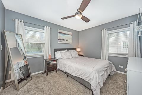 420 Konen Ave, Aurora, IL 60505 photo 12