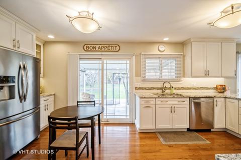 107 Butterfield Ct, Rolling Meadows, IL 60008 photo 11