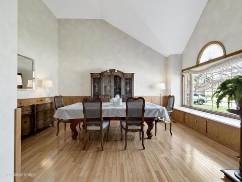 1700 Chestnut Hill Rd, Plainfield, IL 60586 photo 3