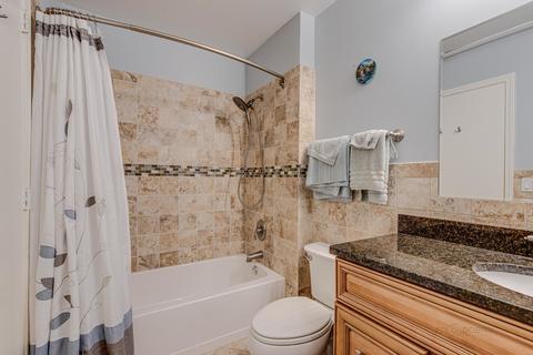 940 Ridgefield Ln, Wheeling, IL 60090 photo 18