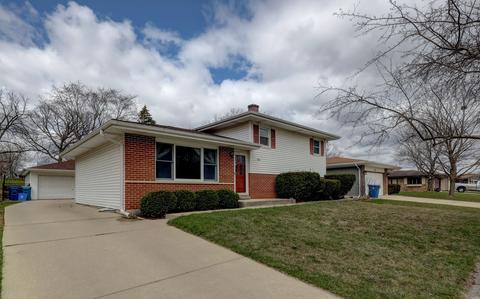 974 Sycamore Ln, Bartlett, IL 60103 photo 2