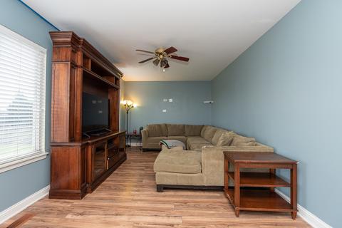 5608 Stonybrook Dr, Plainfield, IL 60586 photo 8