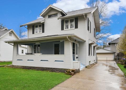 2003 E Jackson St, Bloomington, IL 61701 photo 1