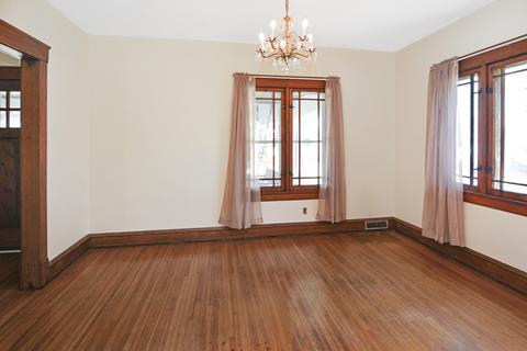 2003 E Jackson St, Bloomington, IL 61701 photo 12