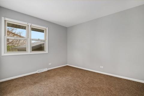 4120 Dixon Dr, Hoffman Estates, IL 60192 photo 16
