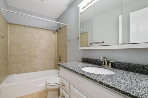 4120 Dixon Dr, Hoffman Estates, IL 60192 photo 15