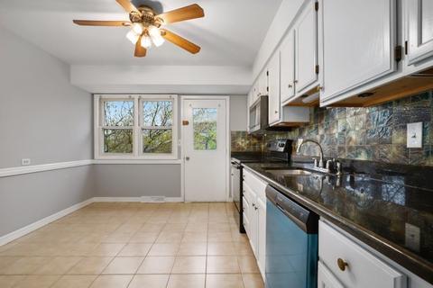 4120 Dixon Dr, Hoffman Estates, IL 60192 photo 14