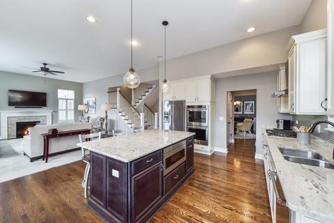 1212 N Eagle St, Naperville, IL 60563 photo 12