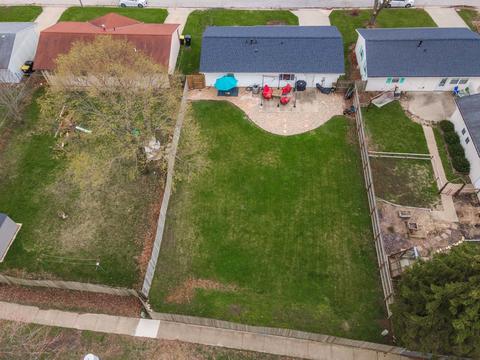 1304 Dalton Dr, Normal, IL 61761 photo 3