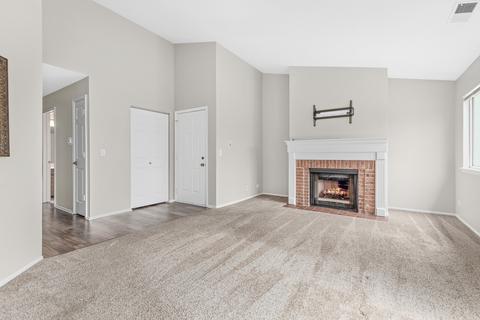 1602 Warwick Ct #B2, Wheeling, IL 60090 photo 7