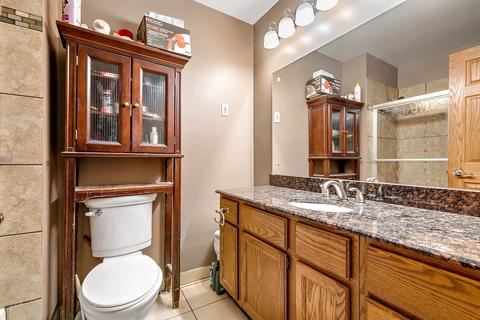 803 E Golfview Dr, Mount Prospect, IL 60056 photo 13