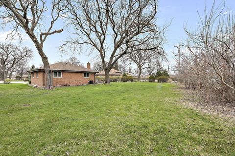 803 E Golfview Dr, Mount Prospect, IL 60056 photo 16