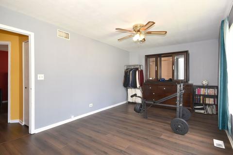 211 E Oneida Ave #F, Bartlett, IL 60103 photo 12