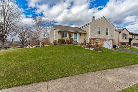 101 E Mcclellan St, Bartlett, IL 60103 photo 1
