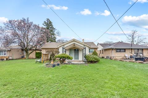 956 E Grant Dr, Des Plaines, IL 60016 photo 22