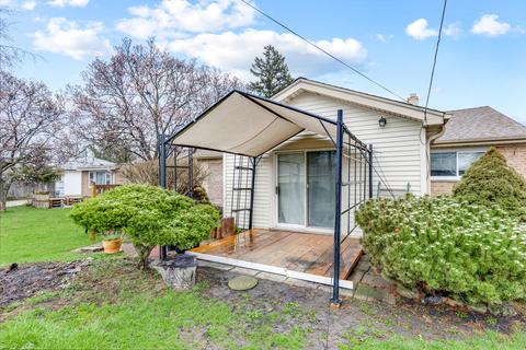 956 E Grant Dr, Des Plaines, IL 60016 photo 21