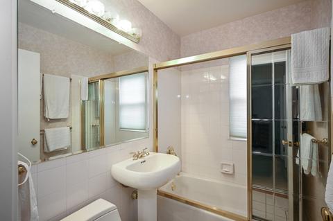 1005 S Main St, Wheaton, IL 60189 photo 19