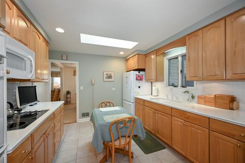 1005 S Main St, Wheaton, IL 60189 photo 10