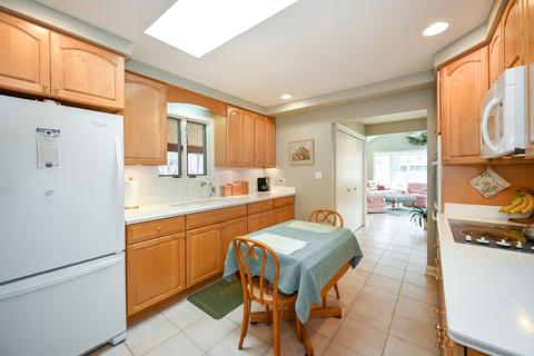 1005 S Main St, Wheaton, IL 60189 photo 12