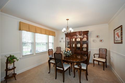 1005 S Main St, Wheaton, IL 60189 photo 8