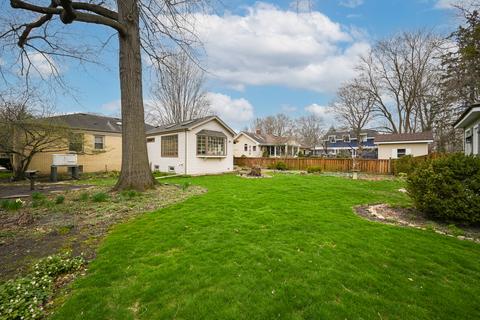 1005 S Main St, Wheaton, IL 60189 photo 26