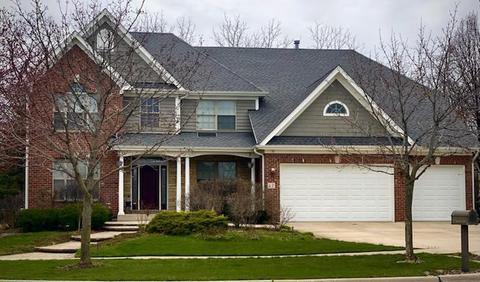 47 Mitchell Cir, Wheaton, IL 60189 photo 1