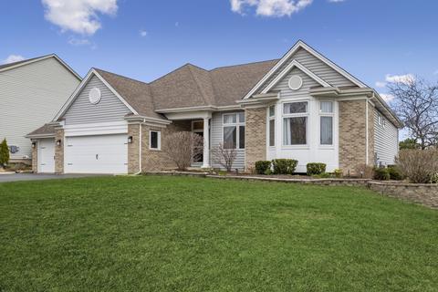 1031 Par Dr, Algonquin, IL 60102 photo 1