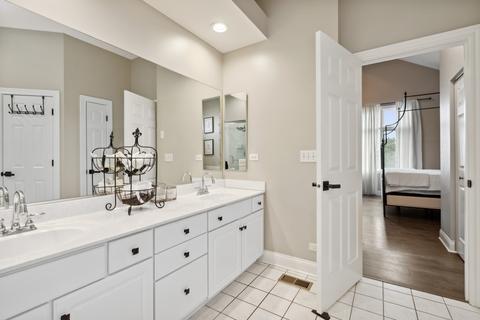 1031 Par Dr, Algonquin, IL 60102 photo 16