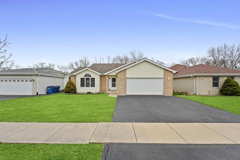 3005 Sandy Ridge Dr, Steger, IL 60475 photo 1