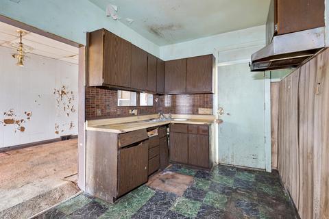 825 E 90th Pl, Chicago, IL 60619 photo 5