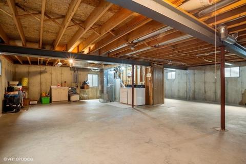 155 Dickens Trl, Elgin, IL 60120 photo 11