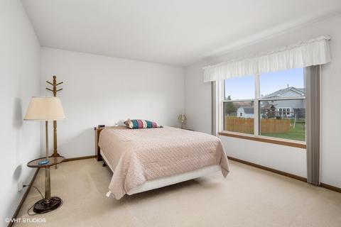155 Dickens Trl, Elgin, IL 60120 photo 6