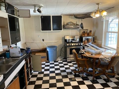 537 E Superior St, Ottawa, IL 61350 photo 6