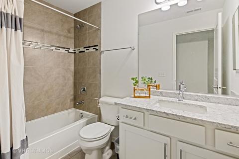 783 Lee St, Des Plaines, IL 60016 photo 19