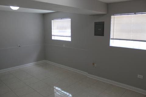 7447 S Champlain Ave, Chicago, IL 60619 photo 14