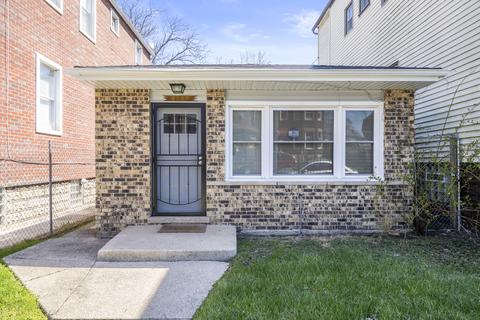 6827 S Champlain Ave, Chicago, IL 60638 photo 1