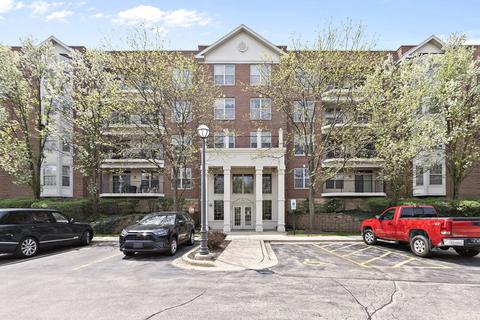 3100 Town Square Dr #203, Rolling Meadows, IL 60008 photo 1